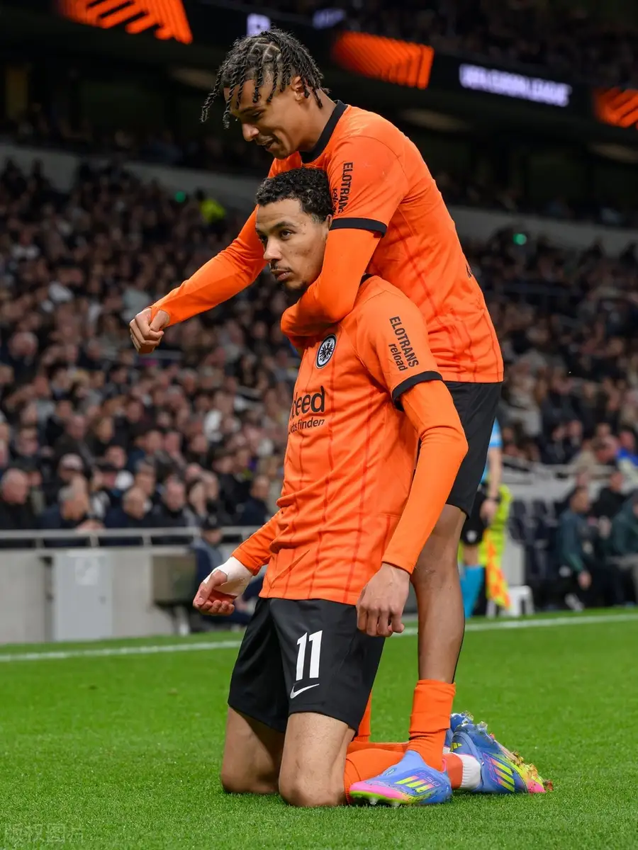 爱游戏体育-赛后欧冠焦点战，塞维利亚门线救险，更衣室稳定，球队文化再被提及的简单介绍-爱游戏体育